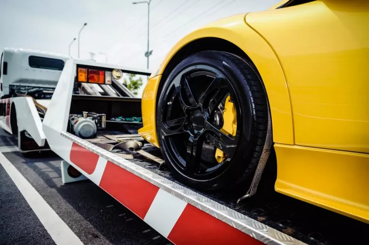 Combien de temps prend un dépannage suite à une sortie de route d'un véhicule léger ?, Nîmes, BMO ASSISTANCE